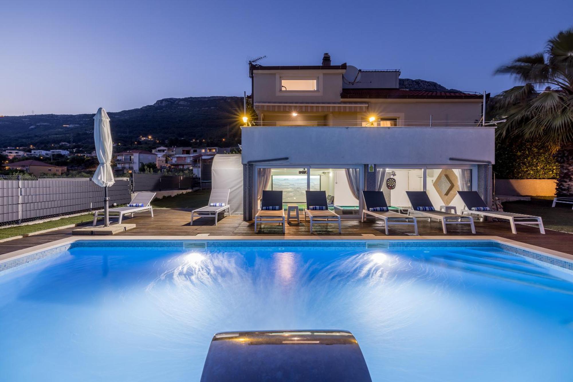 Sun Castle Holiday House Babic Kastel Stari Exterior photo