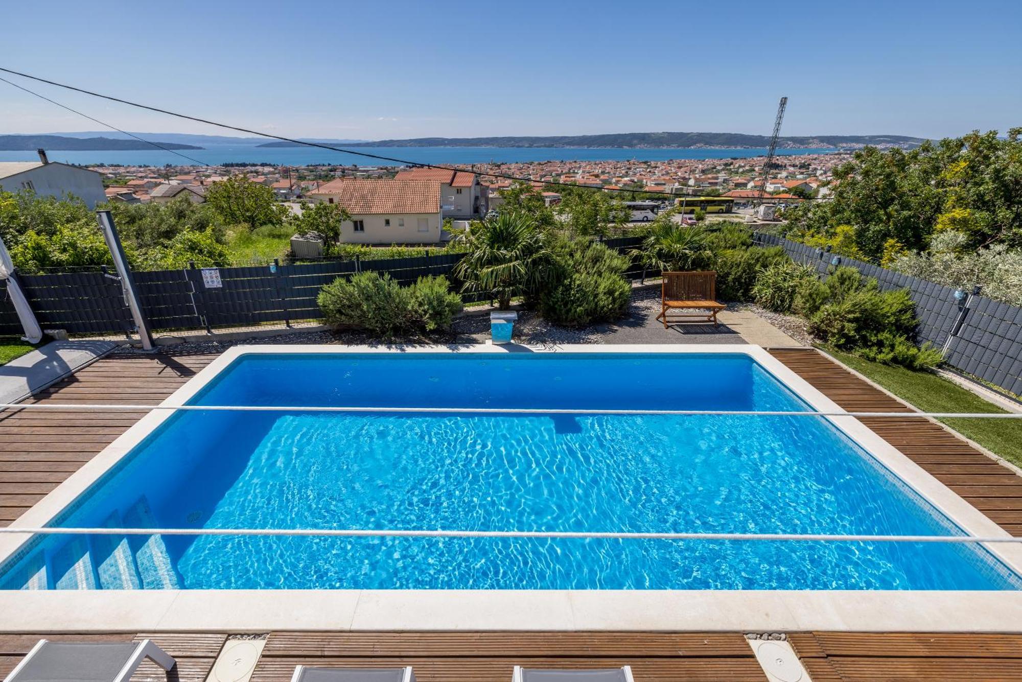 Sun Castle Holiday House Babic Kastel Stari Exterior photo